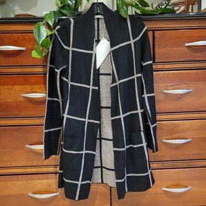 NWT Alicia Adams Alpaca Cardigan Size M Black and Tan Windowpane